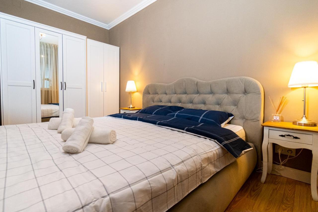 布拉索夫Central Apt. Near Afi Mall, 5 Mins To The Old Town By Car公寓 外观 照片