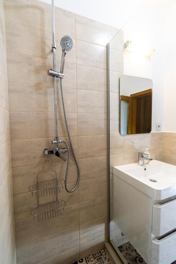 布拉索夫Central Apt. Near Afi Mall, 5 Mins To The Old Town By Car公寓 外观 照片
